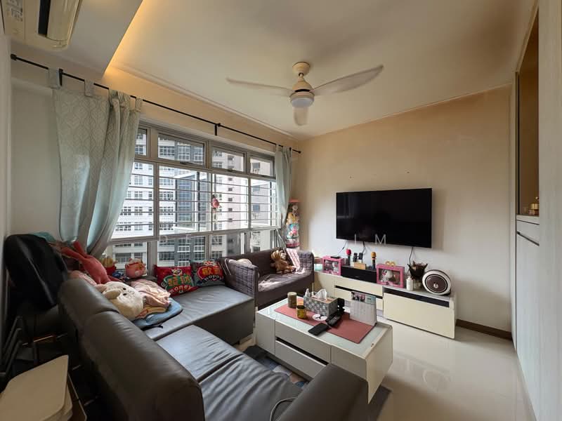 876A Tampines Avenue 8, 876A Tampines Avenue 8, 3 Bedrooms, 1,001 sqft, HDB Flat For Sale, by Dennis Lim, 500202125 - PropertyGuru.com.sg