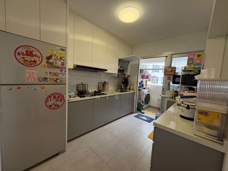 876A Tampines Avenue 8, 876A Tampines Avenue 8, 3 Bedrooms, 1,001 sqft, HDB Flat For Sale, by Dennis Lim, 500202125 - PropertyGuru.com.sg