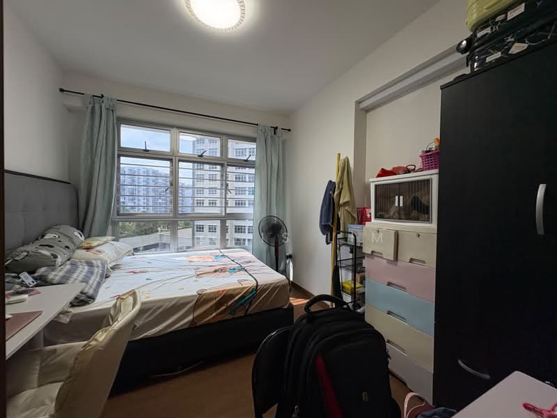 876A Tampines Avenue 8, 876A Tampines Avenue 8, 3 Bedrooms, 1,001 sqft, HDB Flat For Sale, by Dennis Lim, 500202125 - Bedroom - PropertyGuru.com.sg