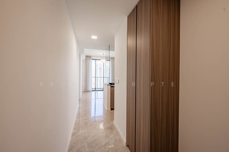 Irwell Hill Residences, 2 Irwell Hill, 2 Bedrooms, 657 sqft, Condominium For Rent, by Gina Tow, 500202133 - Corridor - PropertyGuru.com.sg