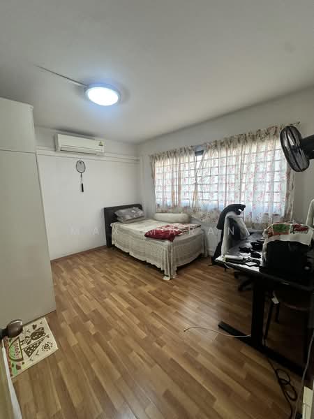 639 Rowell Road, 639 Rowell Road, 2 Bedrooms, 796 sqft, HDB Flat For Sale, by Max Maran, 500202144 - Bedroom - PropertyGuru.com.sg