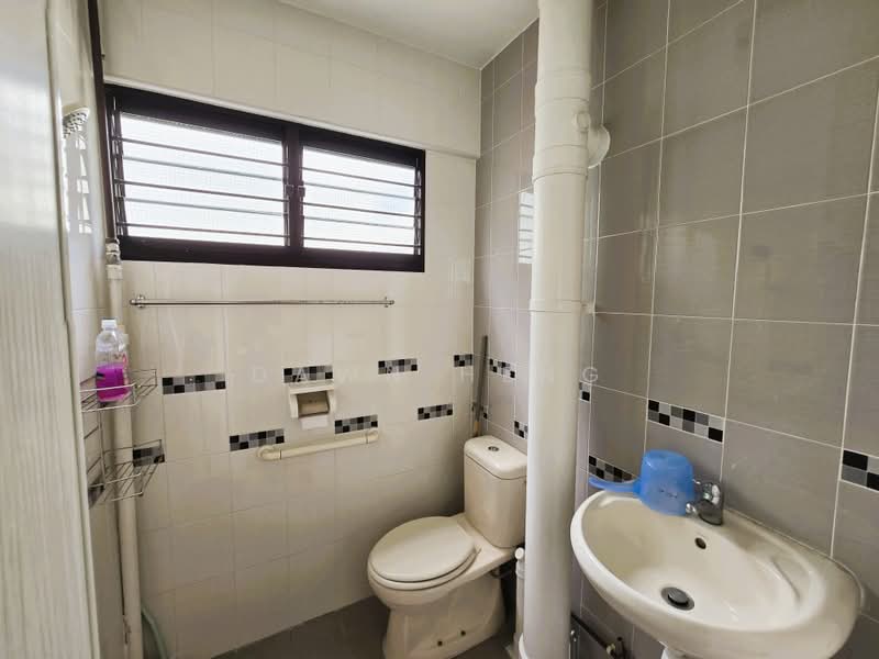 206 Yishun Street 21, 206 Yishun Street 21, 2 Bedrooms, 721 sqft, HDB Flat For Sale, by Dawn Heng, 500202145 - PropertyGuru.com.sg