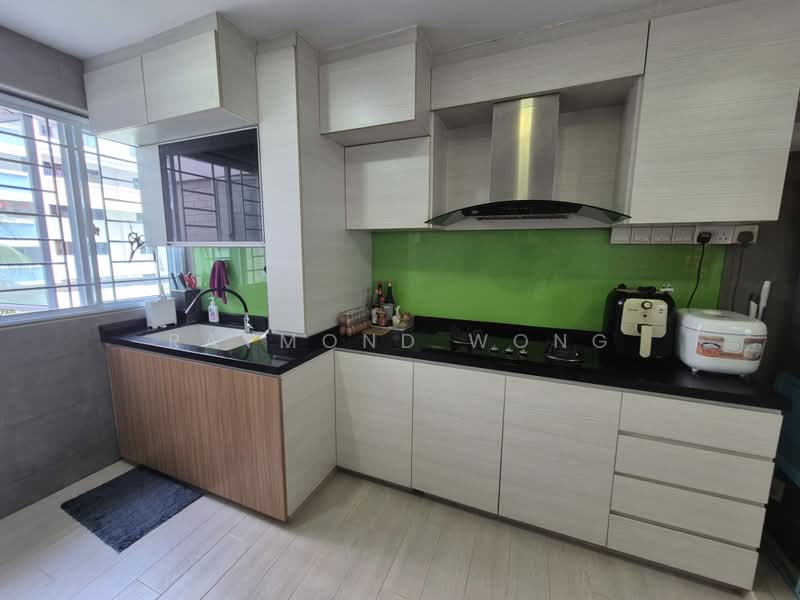 125 Serangoon North Avenue 1, 125 Serangoon North Avenue 1, 3 Bedrooms, 1,593 sqft, HDB Flat For Sale, by Raymond Wong, 500202148 - Kitchen - PropertyGuru.com.sg