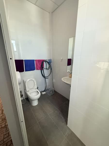 OneKA @ Macpherson, 1 Kampong Ampat, 1,754 sqft, Light Industrial (B1) For Sale, by Joshua Tech, 500202152 - Bathroom - CommercialGuru.com.sg