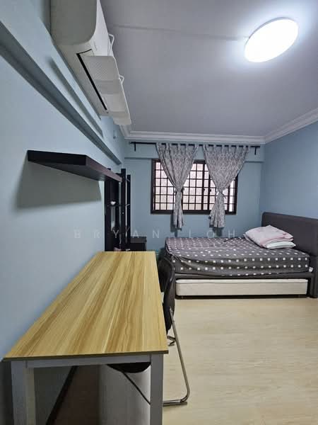 768 Yishun Avenue 3, 768 Yishun Avenue 3, 3 Bedrooms, 904 sqft, HDB Flat For Sale, by Bryan Loh, 500202160 - Bedroom - PropertyGuru.com.sg
