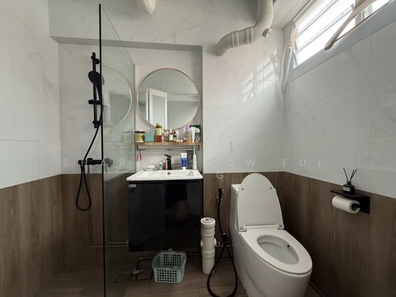 9 Toh Yi Drive, 9 Toh Yi Drive, 3 Bedrooms, 1,119 sqft, HDB Flat For Sale, by Sharon Seow Fui Fong, 500202162 - Bathroom - PropertyGuru.com.sg