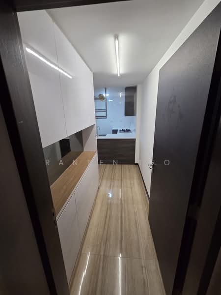 Sims Urban Oasis, 2 Sims Drive, Room Rental, 300 sqft, Condominium For Rent, by Ranten Teo, 500202167 - Kitchen - PropertyGuru.com.sg