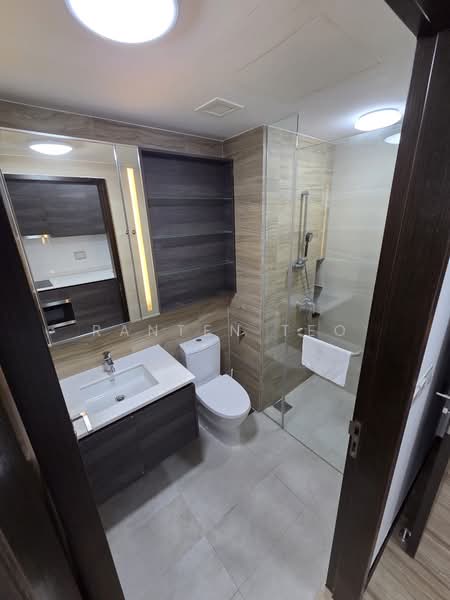 Sims Urban Oasis, 2 Sims Drive, Room Rental, 300 sqft, Condominium For Rent, by Ranten Teo, 500202167 - Bathroom - PropertyGuru.com.sg