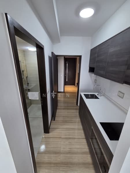 Sims Urban Oasis, 2 Sims Drive, Room Rental, 300 sqft, Condominium For Rent, by Ranten Teo, 500202167 - Kitchen - PropertyGuru.com.sg