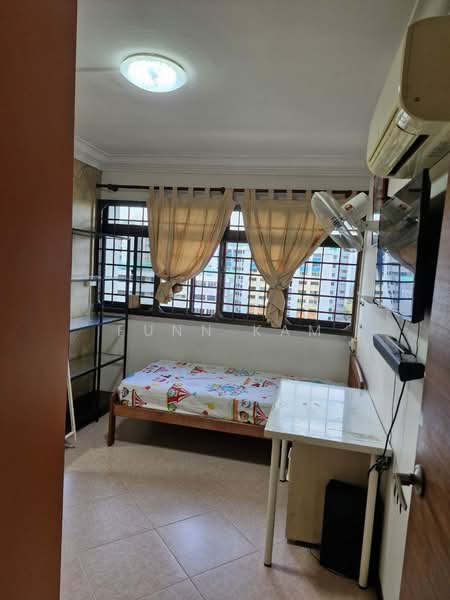 256 Serangoon Central Drive, 256 Serangoon Central Drive, Room Rental, 150 sqft, HDB Flat For Rent, by Funn Kam, 500202173 - Bedroom - PropertyGuru.com.sg