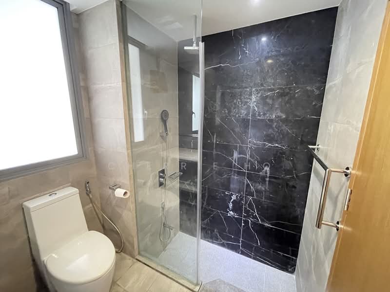 Seastrand, 1 Pasir Ris Link, 1 Bedroom, 592 sqft, Condominium For Rent, by Cherrie Ho, 500202175 - Bathroom - PropertyGuru.com.sg