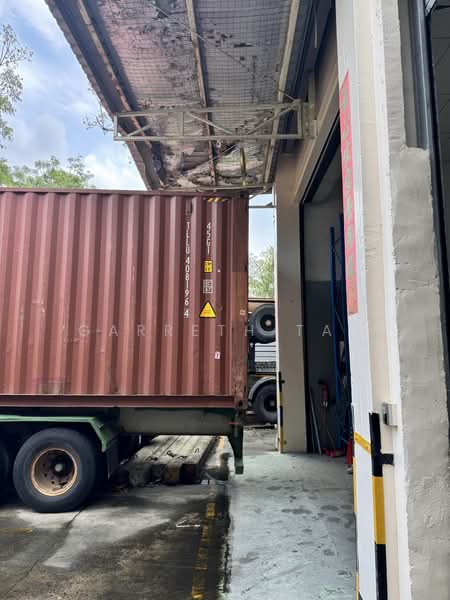 Ground Floor Sheltered Warehouse and Office Gul Lane, Gul Lane, 8,000 sqft, Warehouse For Rent, by Garreth Tan, 500202176 - CommercialGuru.com.sg