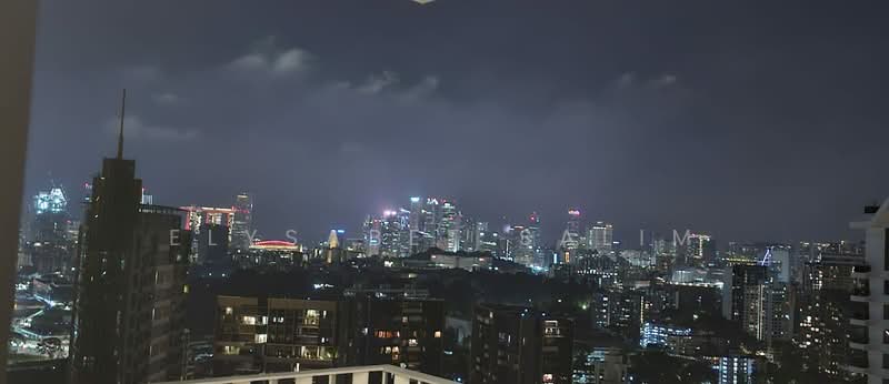 L'VIV, 23 Newton Road, 1 Bedroom, 614 sqft, Condominium For Rent, by Elysabet Salim, 500202181 - Balcony with Night View - PropertyGuru.com.sg