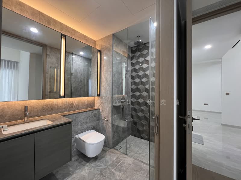 Leedon Green, 32 Leedon Heights, 3 Bedrooms, 818 sqft, Condominium For Sale, by Kelly Yu 余奕葹, 500202187 - Bathroom - PropertyGuru.com.sg