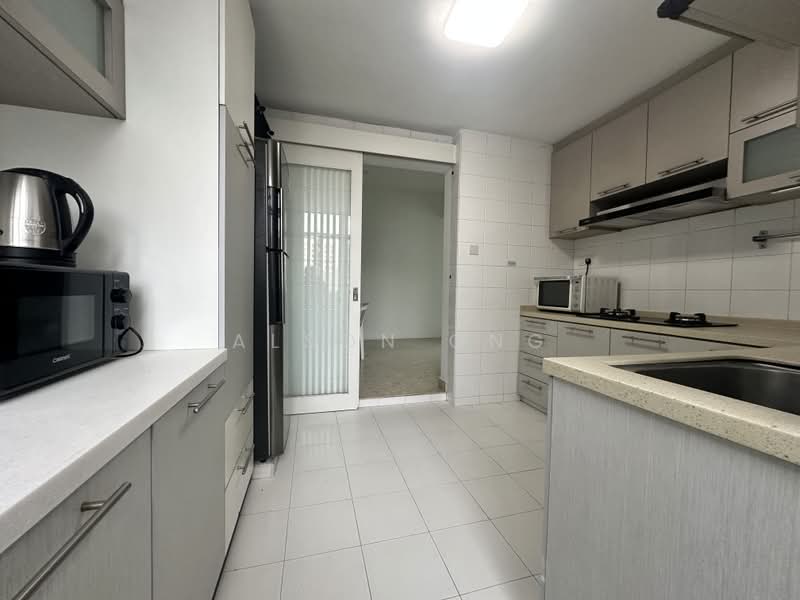 Ever Lodge, 685 Geylang Road, 2 Bedrooms, 1,050 sqft, Apartment For Rent, by Alson Ong, 500202192 - Kitchen - PropertyGuru.com.sg