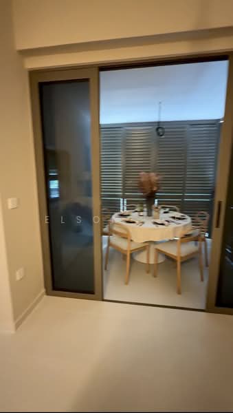 Prestigious 999 years Move In Ready 3BR Only $2m, Kovan, Hougang / Punggol / Sengkang, 3 Bedrooms, 1,012 sqft, Apartment For Sale, by Elson Lee, 500202217 - Dining Room - PropertyGuru.com.sg