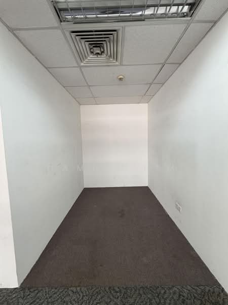 Chiat Hong Building, 110 Middle Road, 280 sqft, Office For Rent, by Damien Lim, 500202220 - Interior - CommercialGuru.com.sg