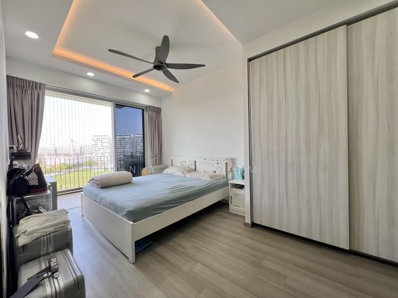 CityLife @ Tampines, 63 Tampines Central 7, 3 Bedrooms, 1,130 sqft, Executive Condominium For Sale, by Nate Lim, 500202221 - Master Bedroom - PropertyGuru.com.sg