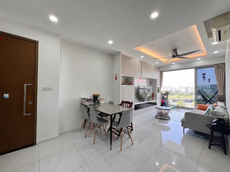 CityLife @ Tampines, 63 Tampines Central 7, 3 Bedrooms, 1,130 sqft, Executive Condominium For Sale, by Nate Lim, 500202221 - Living Room - PropertyGuru.com.sg