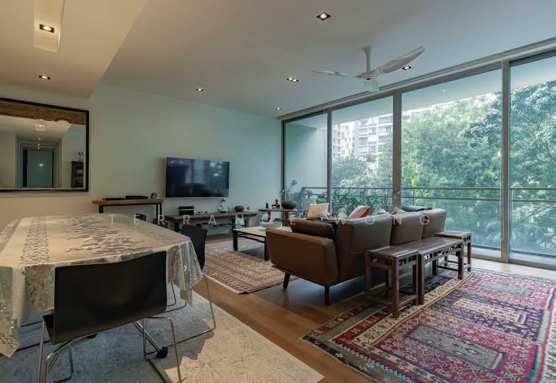 Hilltops, 101 Cairnhill Circle, 3 Bedrooms, 1,550 sqft, Condominium For Sale, by Terrance Wong, 500202241 - Living Room - PropertyGuru.com.sg