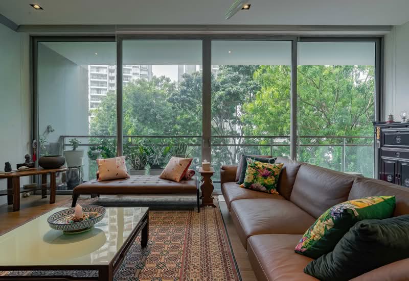 Hilltops, 101 Cairnhill Circle, 3 Bedrooms, 1,550 sqft, Condominium For Sale, by Terrance Wong, 500202241 - Living Room - PropertyGuru.com.sg
