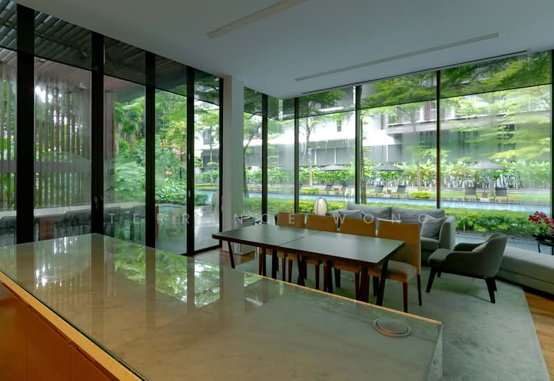Hilltops, 101 Cairnhill Circle, 3 Bedrooms, 1,550 sqft, Condominium For Sale, by Terrance Wong, 500202241 - Living Room - PropertyGuru.com.sg