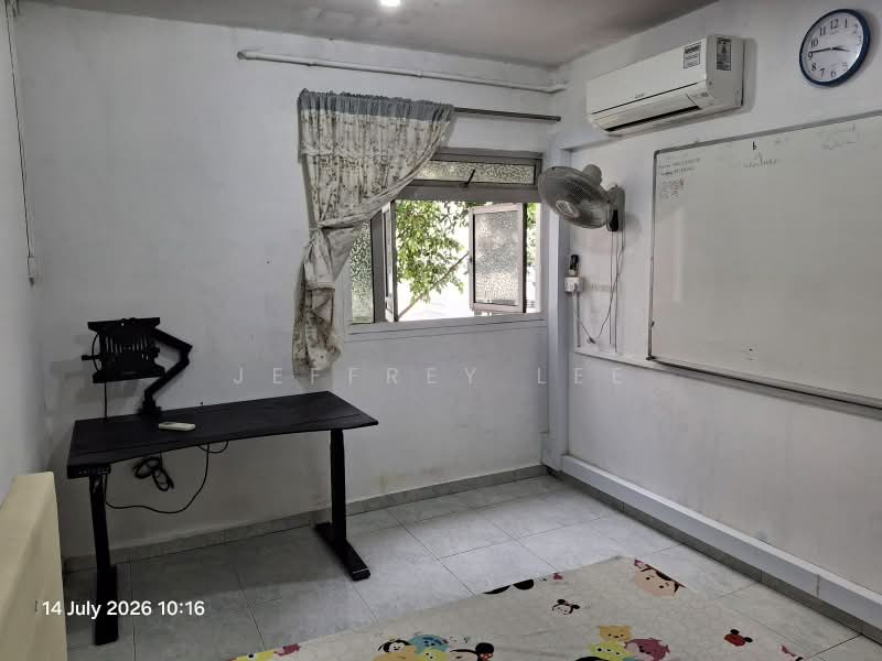 805 Woodlands Street 81, 805 Woodlands Street 81, Room Rental, 150 sqft, HDB Flat For Rent, by Jeffrey Lee, 500202245 - Study - PropertyGuru.com.sg