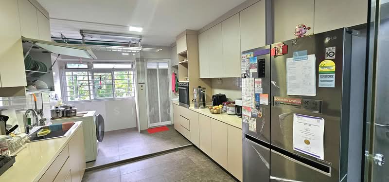 467 Hougang Avenue 8, 467 Hougang Avenue 8, 3 Bedrooms, 1,378 sqft, HDB Flat For Sale, by Simon Lum, 500202249 - Kitchen - PropertyGuru.com.sg