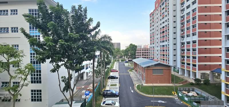 467 Hougang Avenue 8, 467 Hougang Avenue 8, 3 Bedrooms, 1,378 sqft, HDB Flat For Sale, by Simon Lum, 500202249 - Exterior - PropertyGuru.com.sg