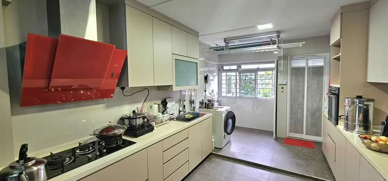 467 Hougang Avenue 8, 467 Hougang Avenue 8, 3 Bedrooms, 1,378 sqft, HDB Flat For Sale, by Simon Lum, 500202249 - Kitchen - PropertyGuru.com.sg