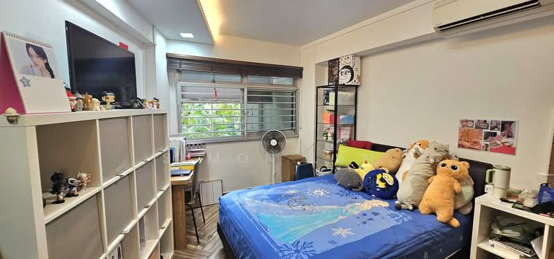 467 Hougang Avenue 8, 467 Hougang Avenue 8, 3 Bedrooms, 1,378 sqft, HDB Flat For Sale, by Simon Lum, 500202249 - Bedroom - PropertyGuru.com.sg