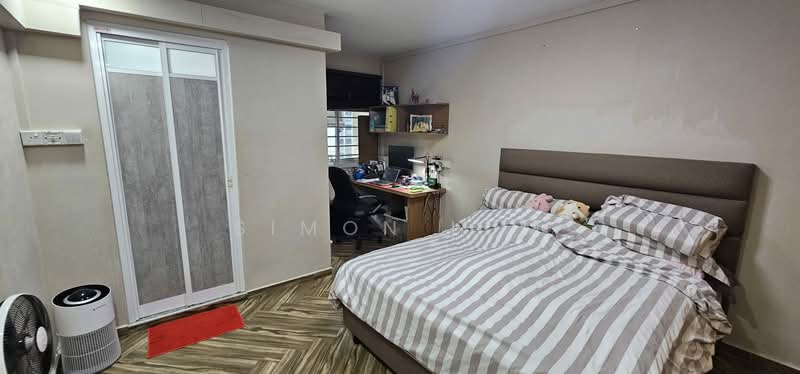 467 Hougang Avenue 8, 467 Hougang Avenue 8, 3 Bedrooms, 1,378 sqft, HDB Flat For Sale, by Simon Lum, 500202249 - Bedroom - PropertyGuru.com.sg