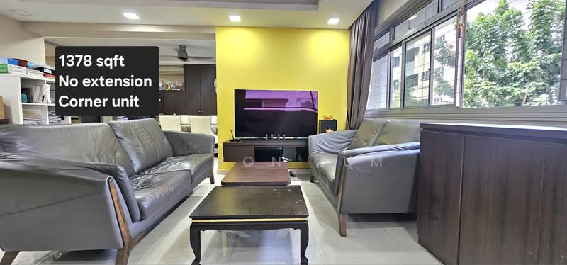 467 Hougang Avenue 8, 467 Hougang Avenue 8, 3 Bedrooms, 1,378 sqft, HDB Flat For Sale, by Simon Lum, 500202249 - Living Room - PropertyGuru.com.sg