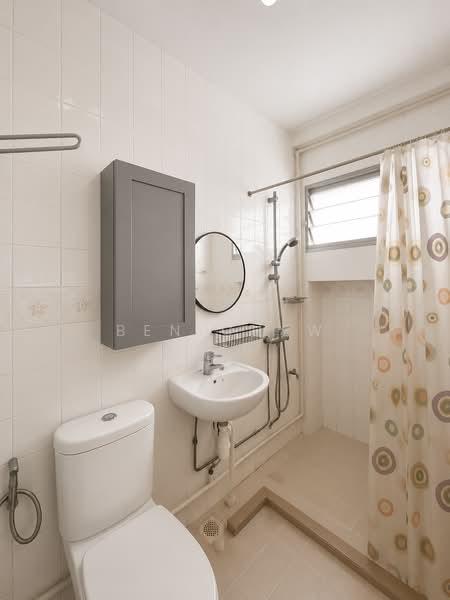 6 Kim Tian Road, 6 Kim Tian Road, 3 Bedrooms, 1,152 sqft, HDB Flat For Sale, by Ben Chew, 500202257 - Bathroom - PropertyGuru.com.sg