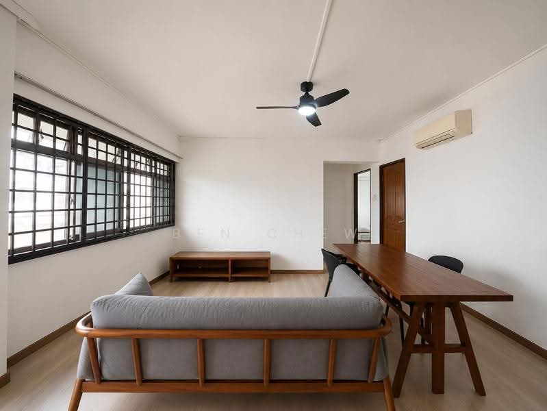 6 Kim Tian Road, 6 Kim Tian Road, Alexandra / Commonwealth, 3 Bedrooms, 1,152 sqft, HDB Flat For Sale, by Ben Chew, 500202257 - Living Room - PropertyGuru.com.sg