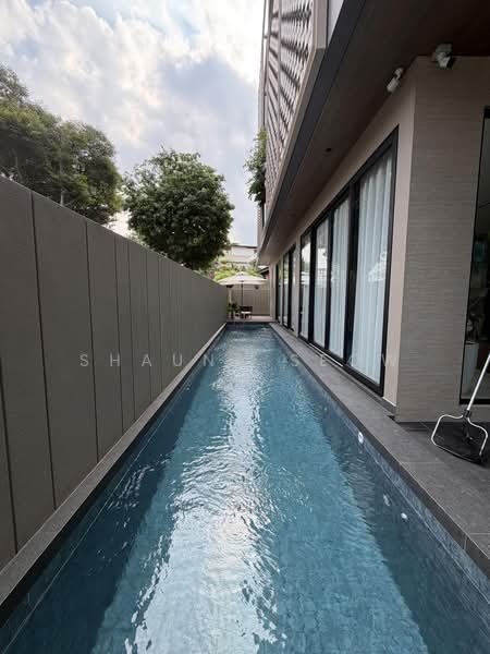 Exclusive Hillcrest Semi-Detached ❤️ Architect-Designed Luxury, Hillcrest Road, Newton / Novena, 5 Bedrooms, 6,765 sqft, Semi-Detached House For Sale, by Shauna Seow, 500202267 - Swimming Pool - PropertyGuru.com.sg