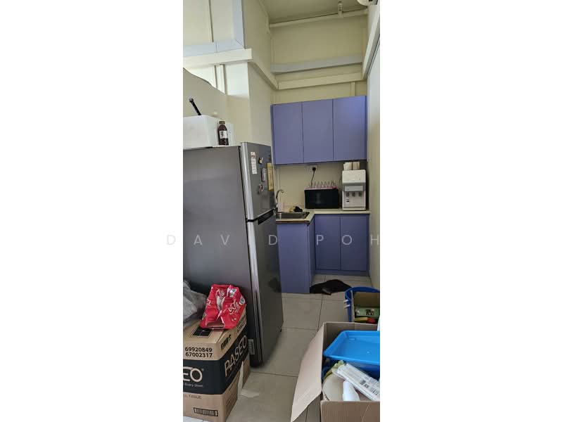 Tradehub 21, 8 Boon Lay Way, 2,045 sqft, Light Industrial (B1) For Rent, by David Poh, 500202293 - Kitchen - CommercialGuru.com.sg