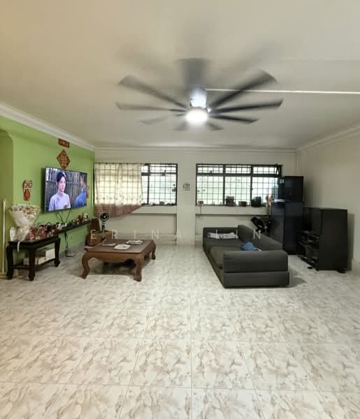 607 Woodlands Ring Road, 607 Woodlands Ring Road, 3 Bedrooms, 1,291 sqft, HDB Flat For Sale, by Erina Lin, 500202306 - Living Room - PropertyGuru.com.sg