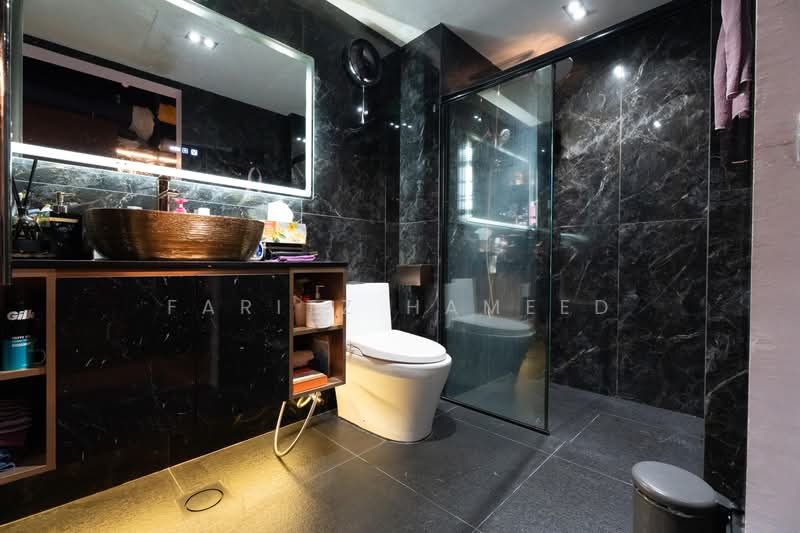 Riverparc Residence, 102 Punggol Drive, 3 Bedrooms, 1,356 sqft, Executive Condominium For Sale, by Faritz Hameed, 500202318 - Bathroom - PropertyGuru.com.sg