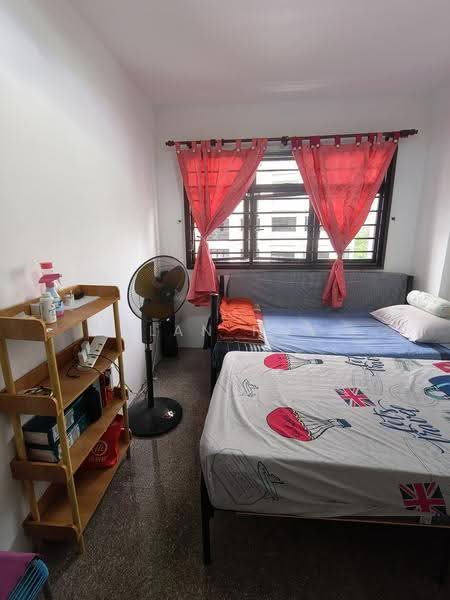 316A Ang Mo Kio Street 31, 316A Ang Mo Kio Street 31, Ang Mo Kio / Bishan / Thomson, Room Rental, 200 sqft, HDB Flat For Rent, by Alan Huy, 500202322 - Bedroom - PropertyGuru.com.sg
