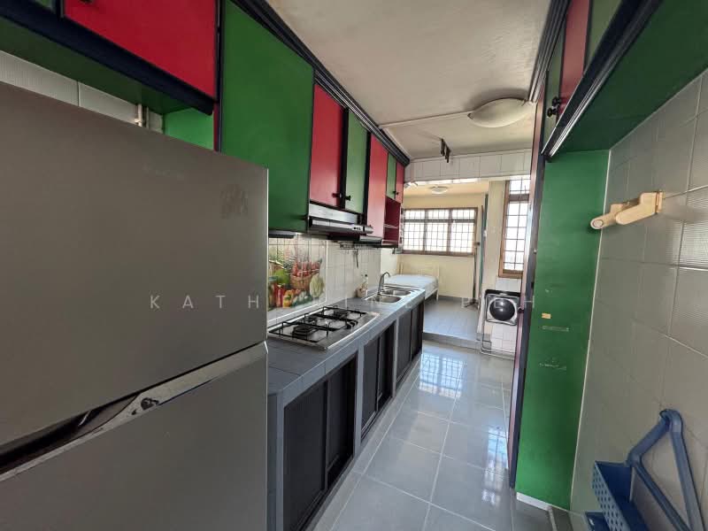 51 Lorong 6 Toa Payoh, 51 Lorong 6 Toa Payoh, 2 Bedrooms, 678 sqft, HDB Flat For Rent, by Katherine Peh, 500202335 - Kitchen - PropertyGuru.com.sg