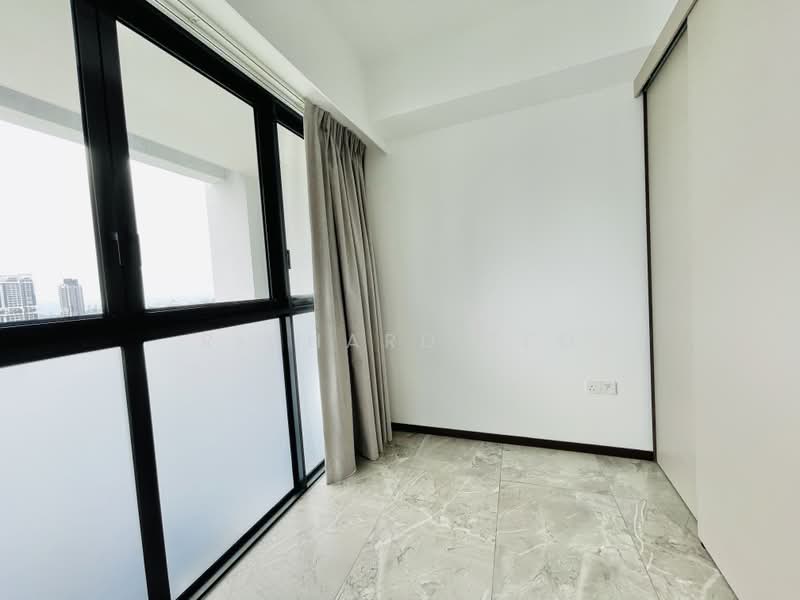 One Pearl Bank, 1 Pearl Bank, 2 Bedrooms, 700 sqft, Condominium For Sale, by Richard Teo, 500202345 - Bedroom 2 - PropertyGuru.com.sg