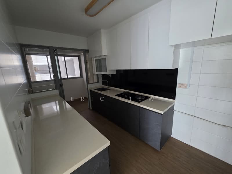 476B Upper Serangoon View, 476B Upper Serangoon View, 3 Bedrooms, 990 sqft, HDB Flat For Sale, by Eric Liew, 500202353 - Kitchen - PropertyGuru.com.sg