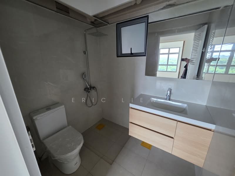 476B Upper Serangoon View, 476B Upper Serangoon View, 3 Bedrooms, 990 sqft, HDB Flat For Sale, by Eric Liew, 500202353 - Bathroom - PropertyGuru.com.sg
