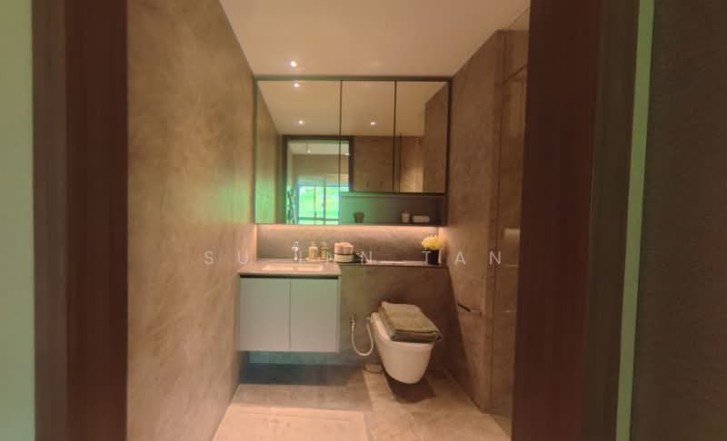 Dunearn House, 770 Dunearn Road, 2 Bedrooms, 667 sqft, Condominium For Sale, by Su Inn Tan, 500202354 - Master Bathroom - PropertyGuru.com.sg