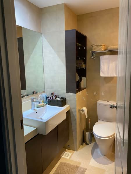 Ocean Park, 520 East Coast Road, 3 Bedrooms, 2,110 sqft, Condominium For Sale, by Vinay Gulab Khanchandani ( Vincent ), 500202355 - Bathroom - PropertyGuru.com.sg