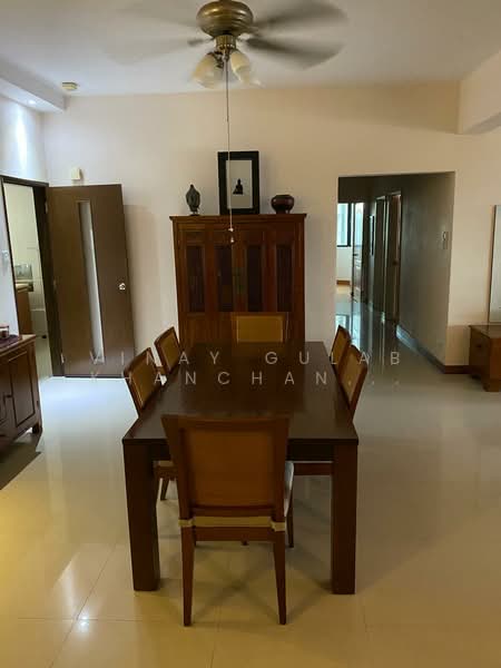 Ocean Park, 520 East Coast Road, 3 Bedrooms, 2,110 sqft, Condominium For Sale, by Vinay Gulab Khanchandani ( Vincent ), 500202355 - Dining Room - PropertyGuru.com.sg