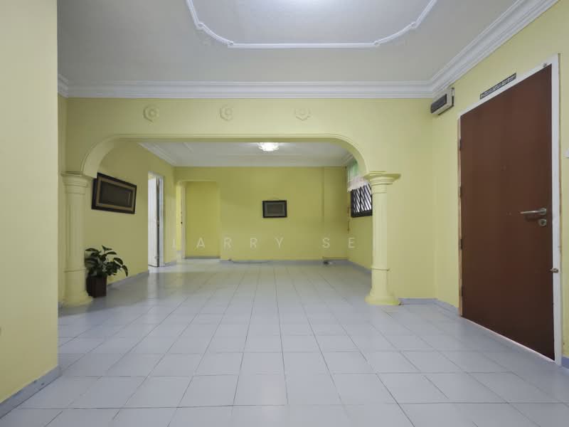 488A Tampines Avenue 9, 488A Tampines Avenue 9, 3 Bedrooms, 1,119 sqft, HDB Flat For Sale, by Larry See, 500202370 - Interior - PropertyGuru.com.sg