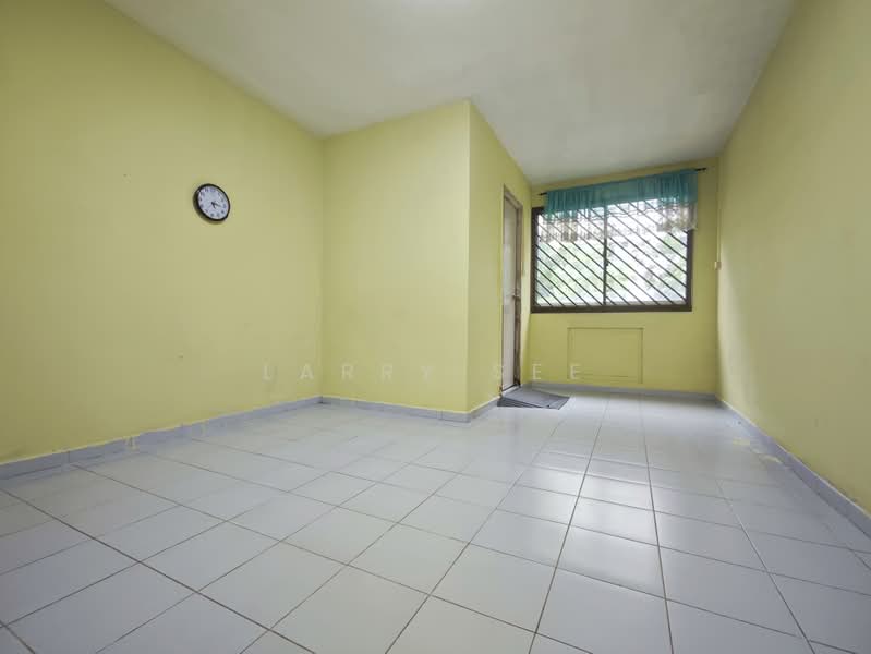 488A Tampines Avenue 9, 488A Tampines Avenue 9, 3 Bedrooms, 1,119 sqft, HDB Flat For Sale, by Larry See, 500202370 - Interior - PropertyGuru.com.sg
