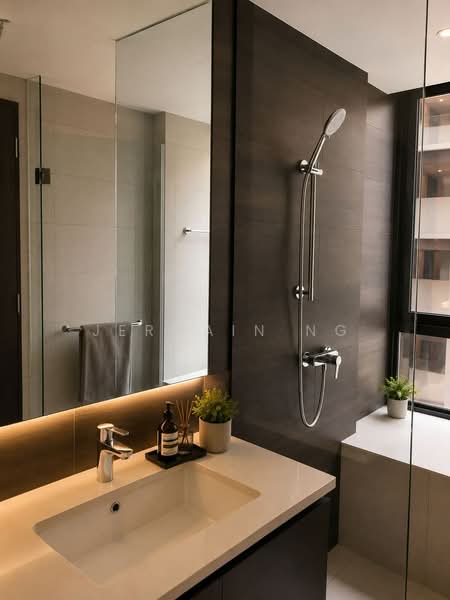 D'Nest, 143 Pasir Ris Grove, 3 Bedrooms, 936 sqft, Condominium For Sale, by Jermain Ng, 500202371 - Bathroom - PropertyGuru.com.sg